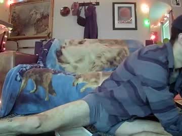 Idyllicghost Chaturbate stream image from April 22, 2025