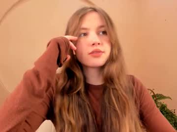 Velvet_Cherry Chaturbate stream image from April 22, 2025