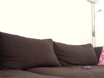 Weci77 Chaturbate stream image from April 22, 2025