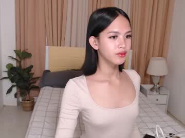 Ariahooper Chaturbate stream image from April 22, 2025