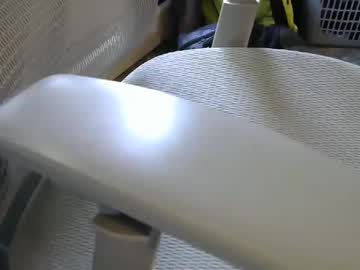 Bigsword4her Chaturbate stream image from April 22, 2025