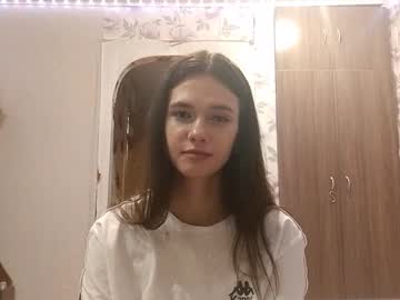 Gladysbanbury Chaturbate stream image from April 22, 2025