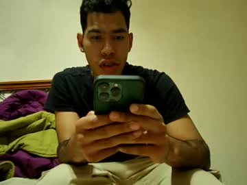 Memolesta13 Chaturbate stream image from April 22, 2025