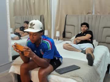 Myers__ Chaturbate stream image from April 22, 2025