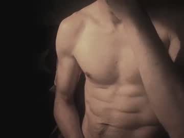 Coolmementox Chaturbate stream image from April 22, 2025