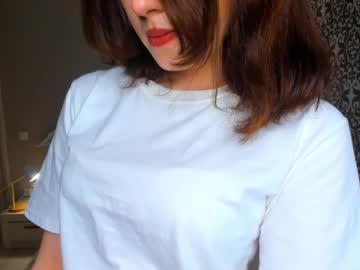 Gemmaburtt Chaturbate stream image from April 22, 2025