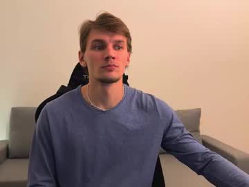 Jessierise Chaturbate stream image from April 22, 2025