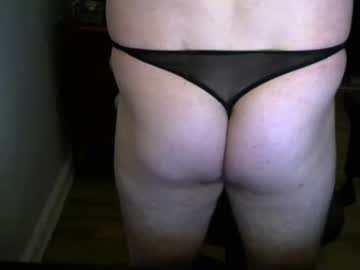 Assstraight Chaturbate stream image from April 22, 2025