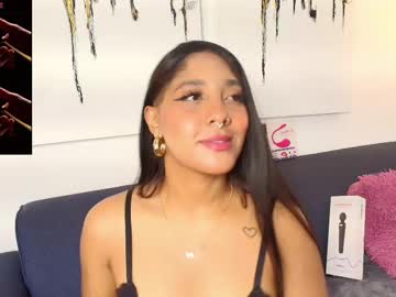 Charllot_2002 Chaturbate stream image from April 22, 2025