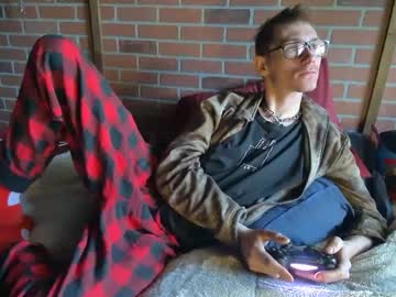Gay_Boi_24_7 Chaturbate stream image from April 22, 2025