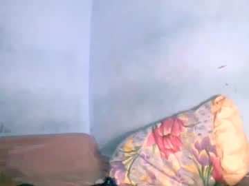 Mollymixte Chaturbate stream image from April 22, 2025