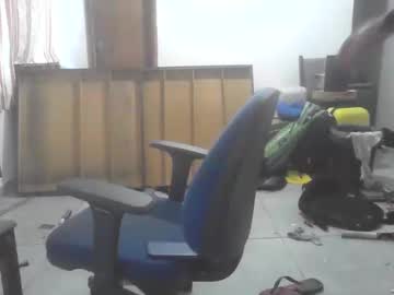 Bruna19890609 Chaturbate stream image from April 22, 2025