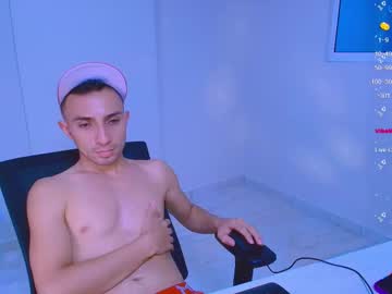 Dann_Ser Chaturbate stream image from April 22, 2025