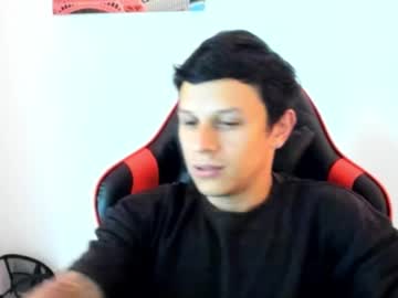 Goodboy69i Chaturbate stream image from April 22, 2025