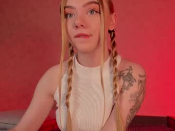 Milla_Remmy Chaturbate stream image from April 22, 2025