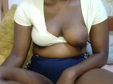 Mily_B Chaturbate stream image from April 22, 2025