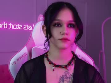 Naomishannon Chaturbate stream image from April 22, 2025