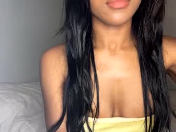 Princessaleah Chaturbate stream image from April 22, 2025
