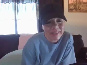 Sidneyraee Chaturbate stream image from April 22, 2025