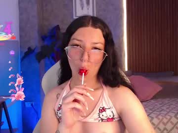 Chiaraa_Fiore Chaturbate stream image from April 22, 2025