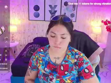 Isa_Reel Chaturbate stream image from April 22, 2025