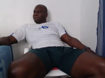 Senyeiblack Chaturbate stream image from April 22, 2025