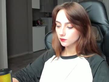 _Silverdream Chaturbate stream image from April 22, 2025