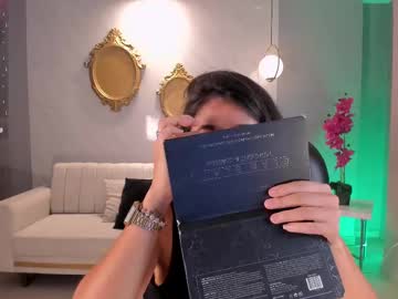 Sussanelliot Chaturbate stream image from April 22, 2025