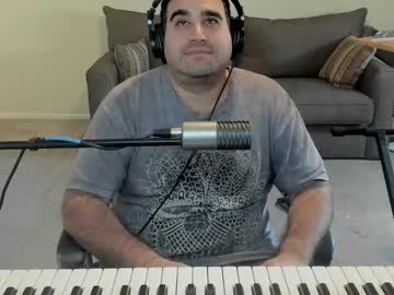 Aaroleplayer Chaturbate stream image from April 22, 2025