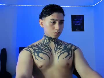 Alessandro_Wolf Chaturbate stream image from April 22, 2025