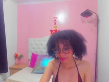 Amelia_Rousse69 Chaturbate stream image from April 22, 2025
