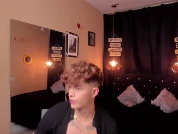 Andrius_24 Chaturbate stream image from April 22, 2025