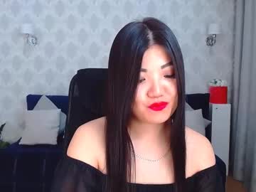 Briannamenson Chaturbate stream image from April 22, 2025
