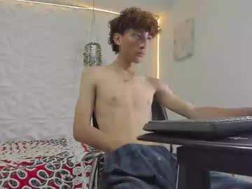 Darkknightx01 Chaturbate stream image from April 22, 2025