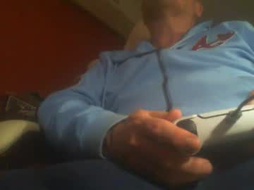 Loosegravl Chaturbate stream image from April 22, 2025