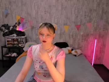 Mariamilkis Chaturbate stream image from April 22, 2025