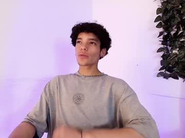 Marlonsmith01 Chaturbate stream image from April 22, 2025