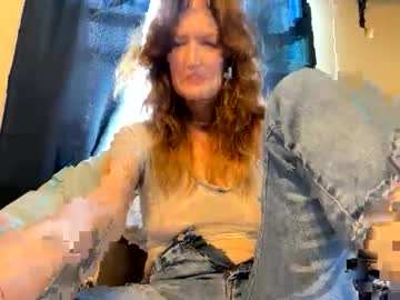 Sub4you69brat Chaturbate stream image from April 22, 2025
