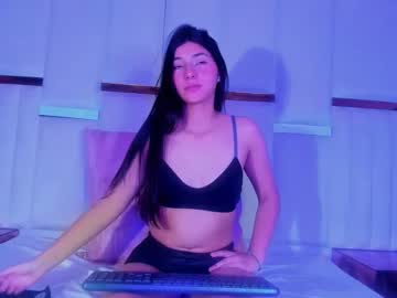 Ivonnemartinezx Chaturbate stream image from April 22, 2025