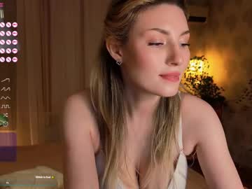 Melissashiny Chaturbate stream image from April 22, 2025
