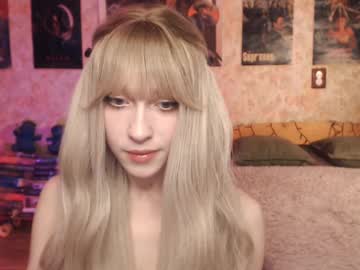 Ellie_Friendly Chaturbate stream image from April 22, 2025