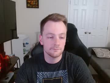 Genuinedge Chaturbate stream image from April 22, 2025