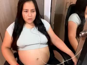 Laura_D23 Chaturbate stream image from April 22, 2025