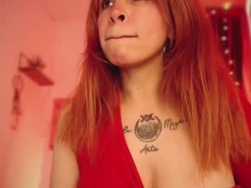 Liapinkrose Chaturbate stream image from April 22, 2025