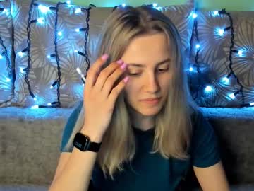 Maggiecake Chaturbate stream image from April 22, 2025