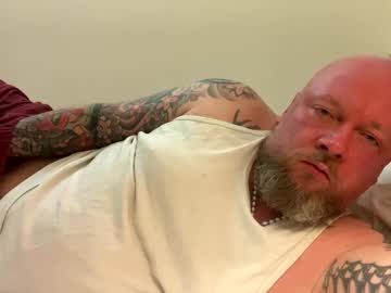 Paulyb445 Chaturbate stream image from April 22, 2025