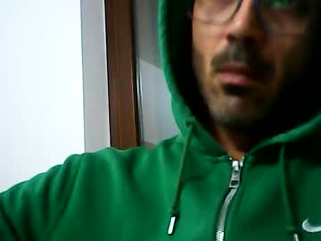 Speed0800 Chaturbate stream image from April 22, 2025