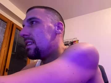 Amyyrlikesdeep Chaturbate stream image from April 23, 2025