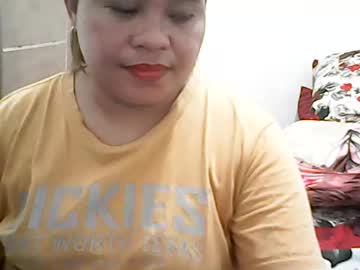 Cutebbwhotpinay Chaturbate stream image from April 23, 2025
