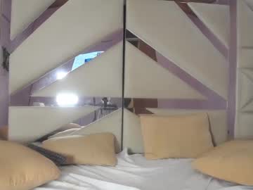 Lux_Layla_ Chaturbate stream image from April 23, 2025